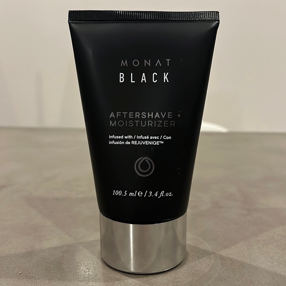 Monat Black Aftershave + Moisturizer